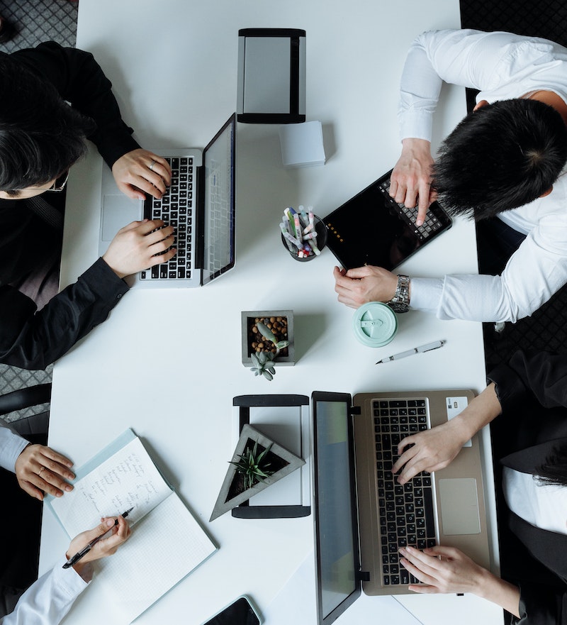 pexels-thirdman-7652039